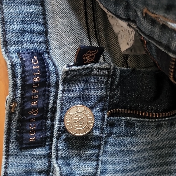 GUC Rock & Republic: Striped Berlin Skinny Stretch Jeans, Blue Stripe Fade - Picture 3 of 7